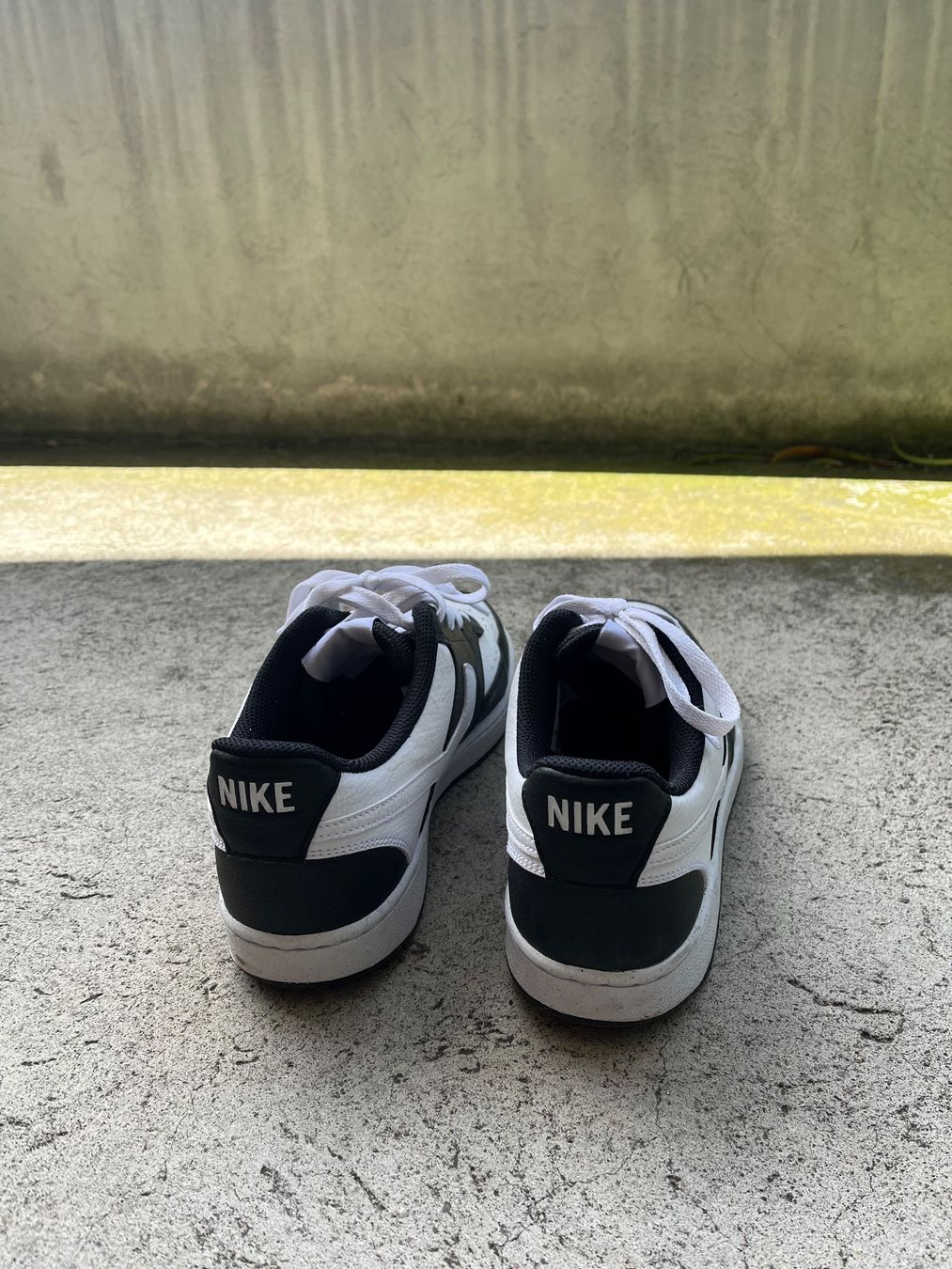 Nike Scarpe da uomo: Nike Court Vision Low Gr. 41 – Nuovo (secondo la descrizione) da Basel venduto da jas_xy6j 2