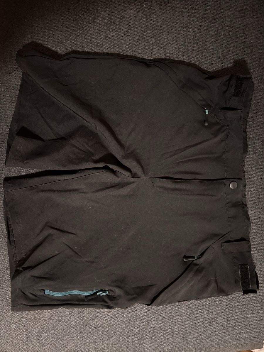 Hosen: Sporthose – Neu (gemäss Beschreibung) aus St.Ursen von Rixu93