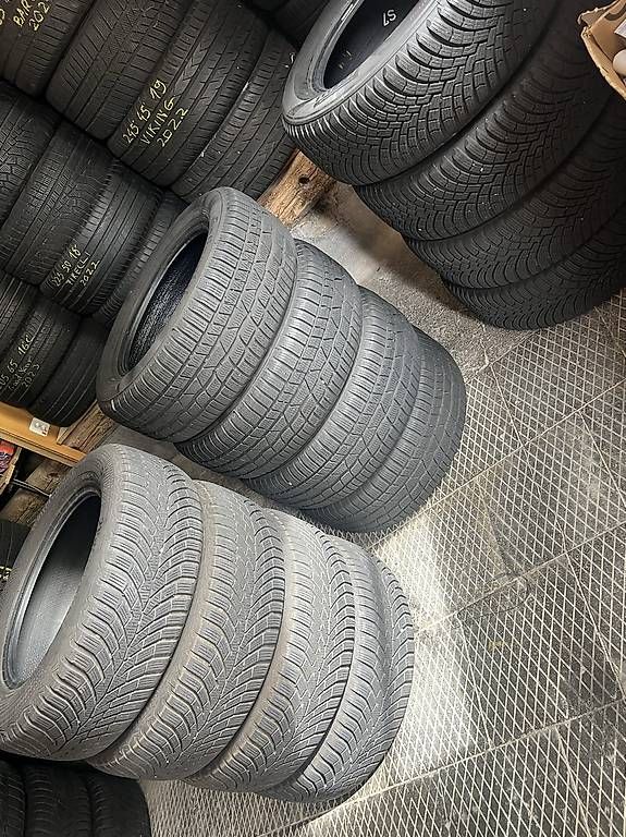 Pneus & Roues: 215/60/16 Winterreifen – D'occasion à Frasnacht par nobloff