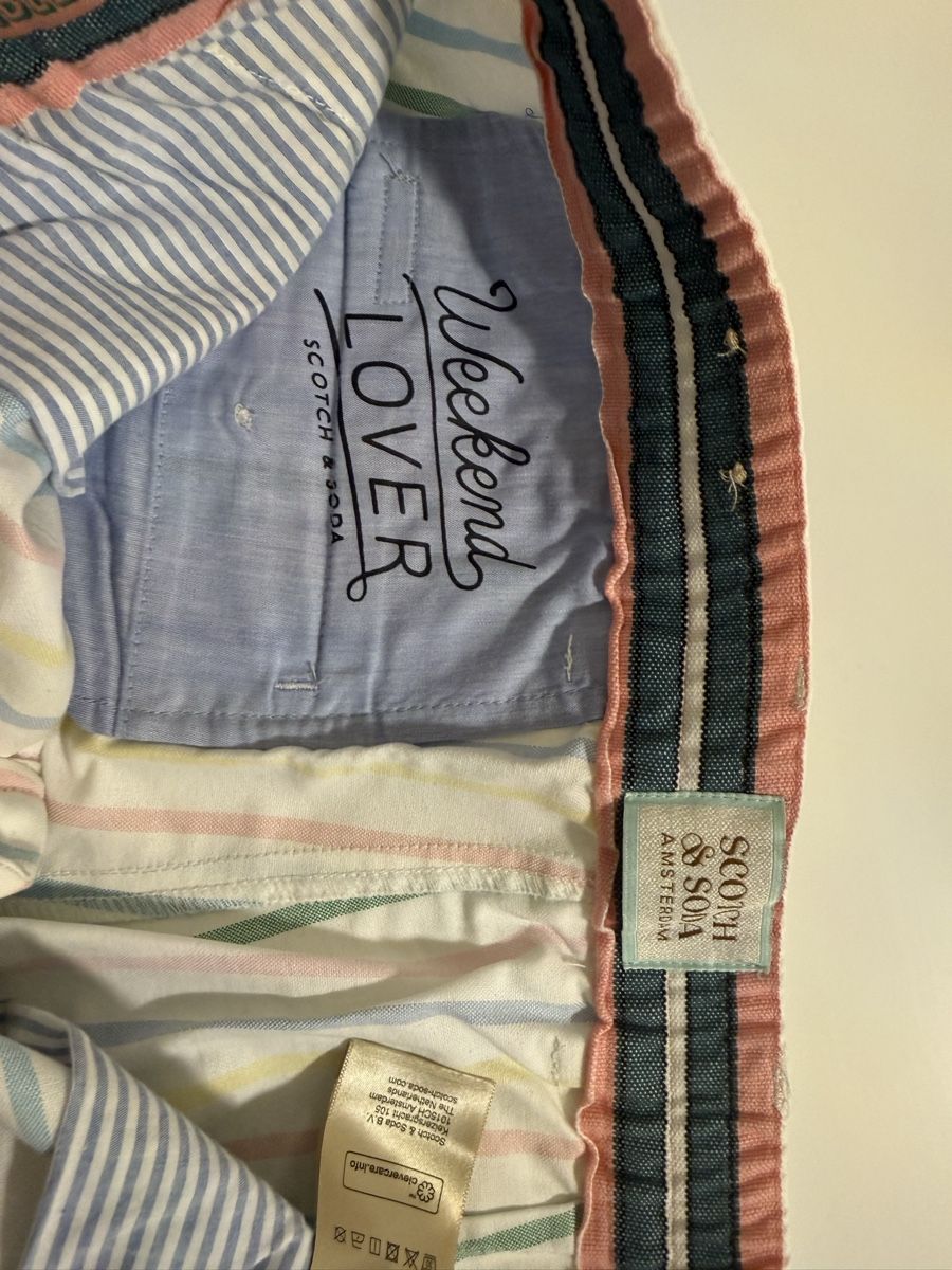 Pantaloni: Scotch and Soda Shorts – Nuovo (secondo la descrizione) da Genève venduto da ali_5msd 2