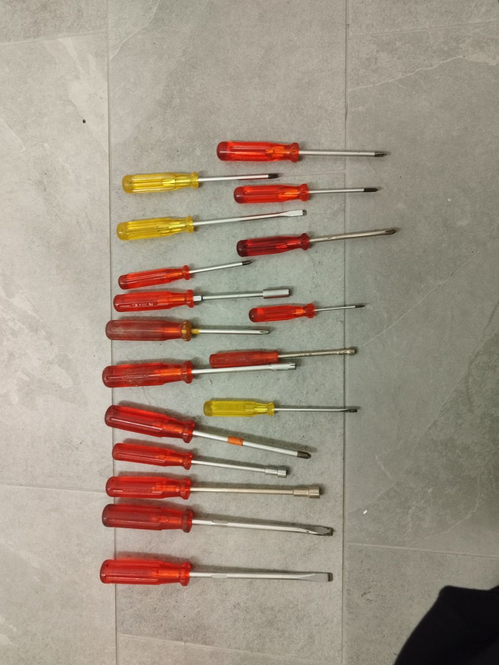 Tous les outils: Schraubenzieher – D'occasion à Bülach par leo_7cfv 5