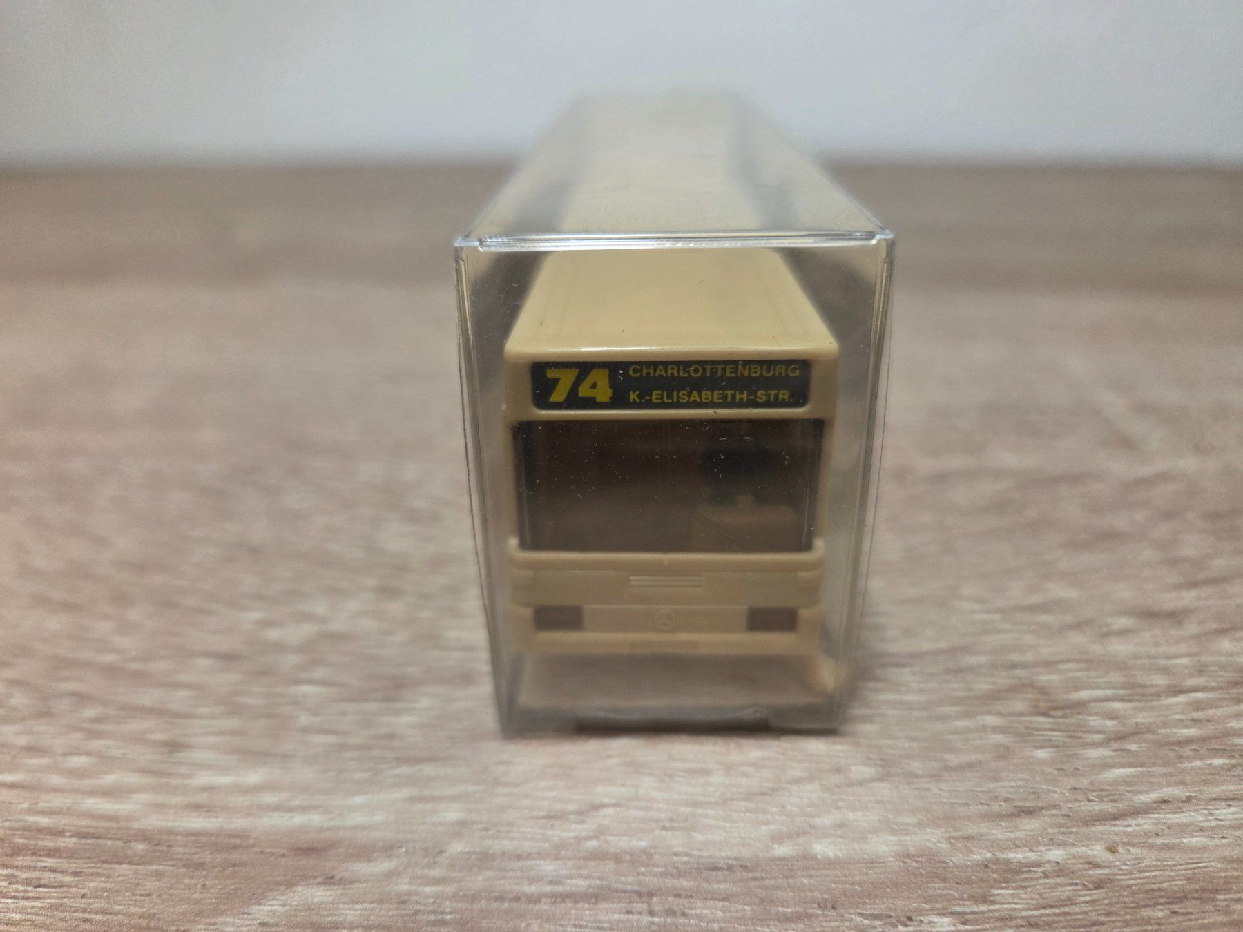Wiking Modellautos: Wiking 22702 Berlin Bus H0 – Neu und originalverpackt aus St-Aubin-Sauges von Lo_Go 1