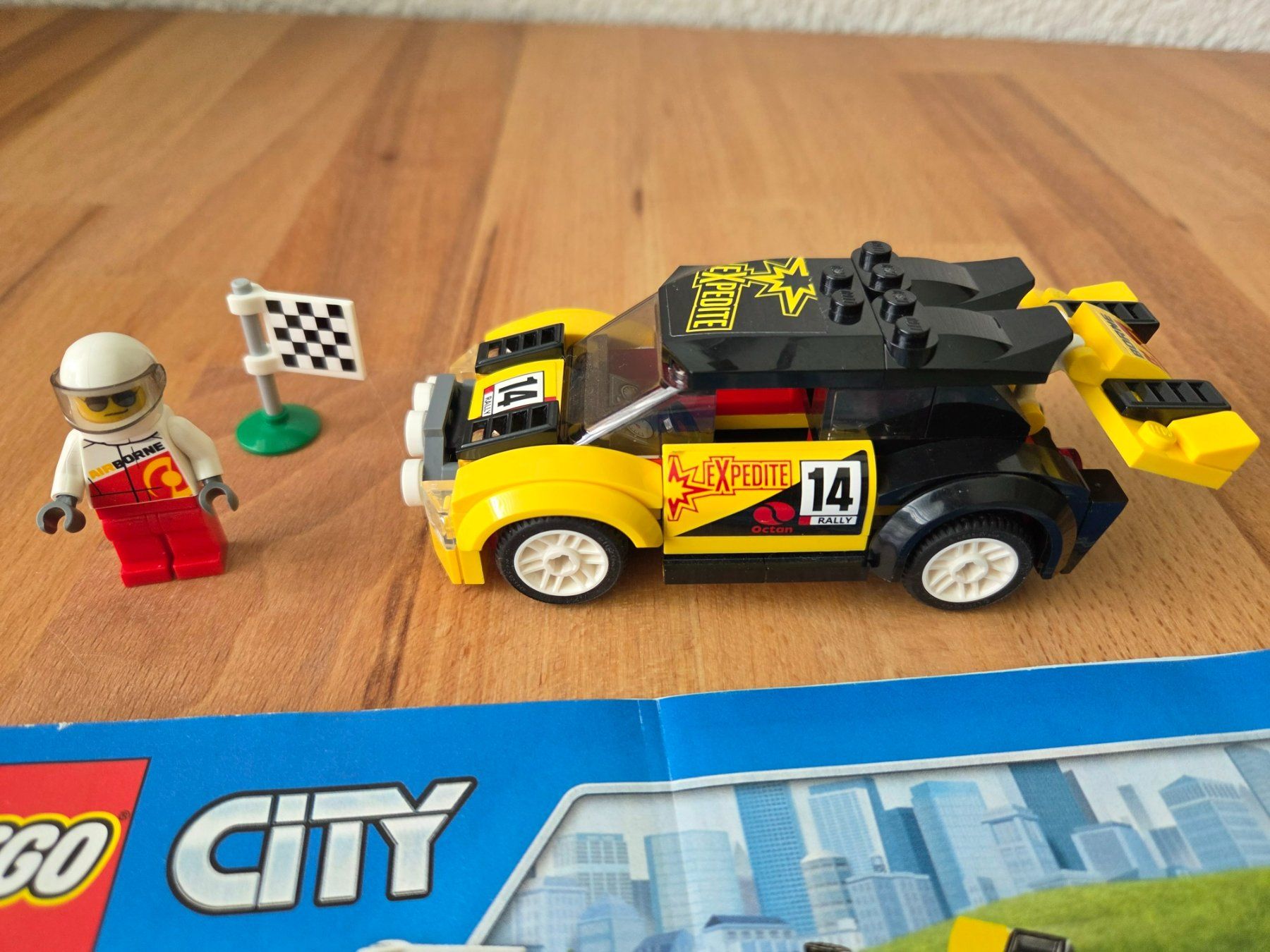 Lego Kit di costruzioni: Lego 60113 Rally Car – Usato da Thun venduto da Reda68 4