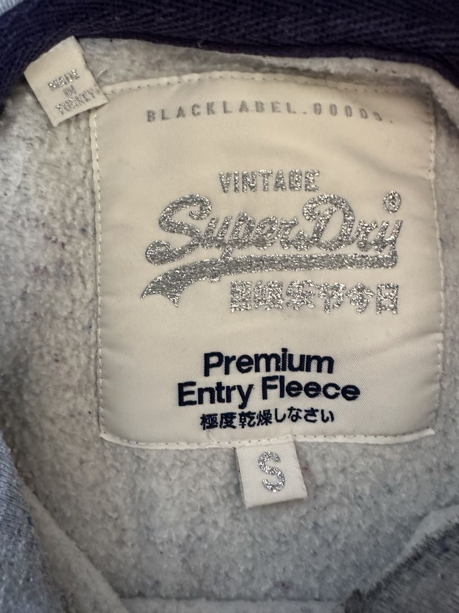 Superdry Pullover & Sweatshirts: Superdry Hoodie – Gebraucht aus Windlach von Joice14 1