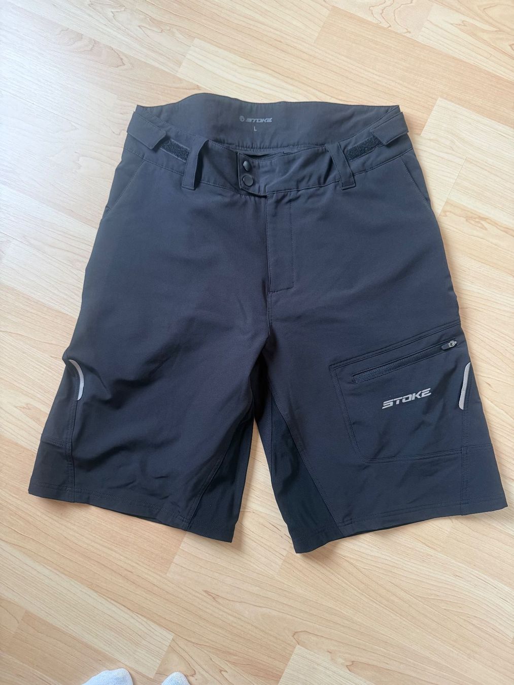 Stoke Pantaloni: Stoke Bike Shorts mit Innenhose – Nuovo (secondo la descrizione) da Wilderswil venduto da floh1969