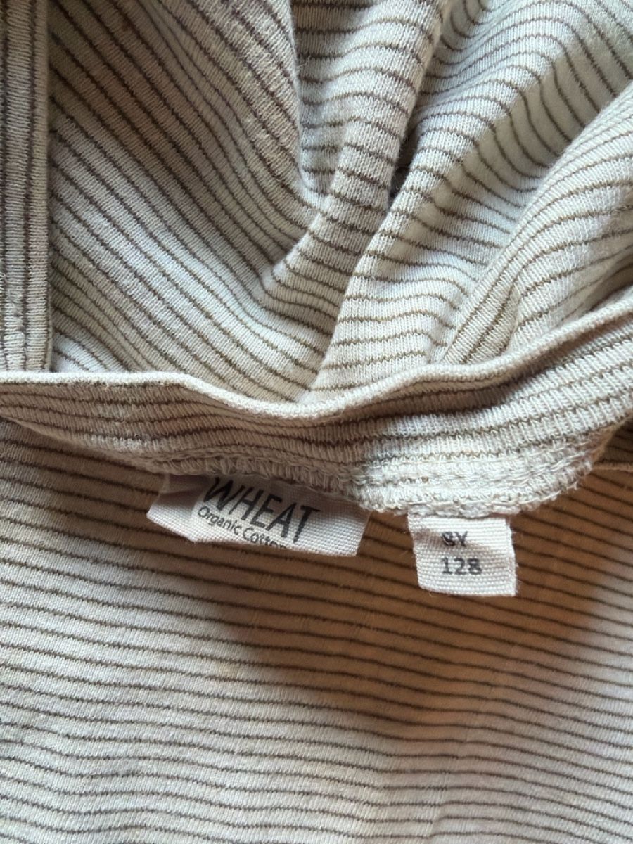 Camicie, T-shirt & Polo: WHEAT T-Shirt gestreift Grösse 128 – Usato da Saanenmöser venduto da ballerinas 1
