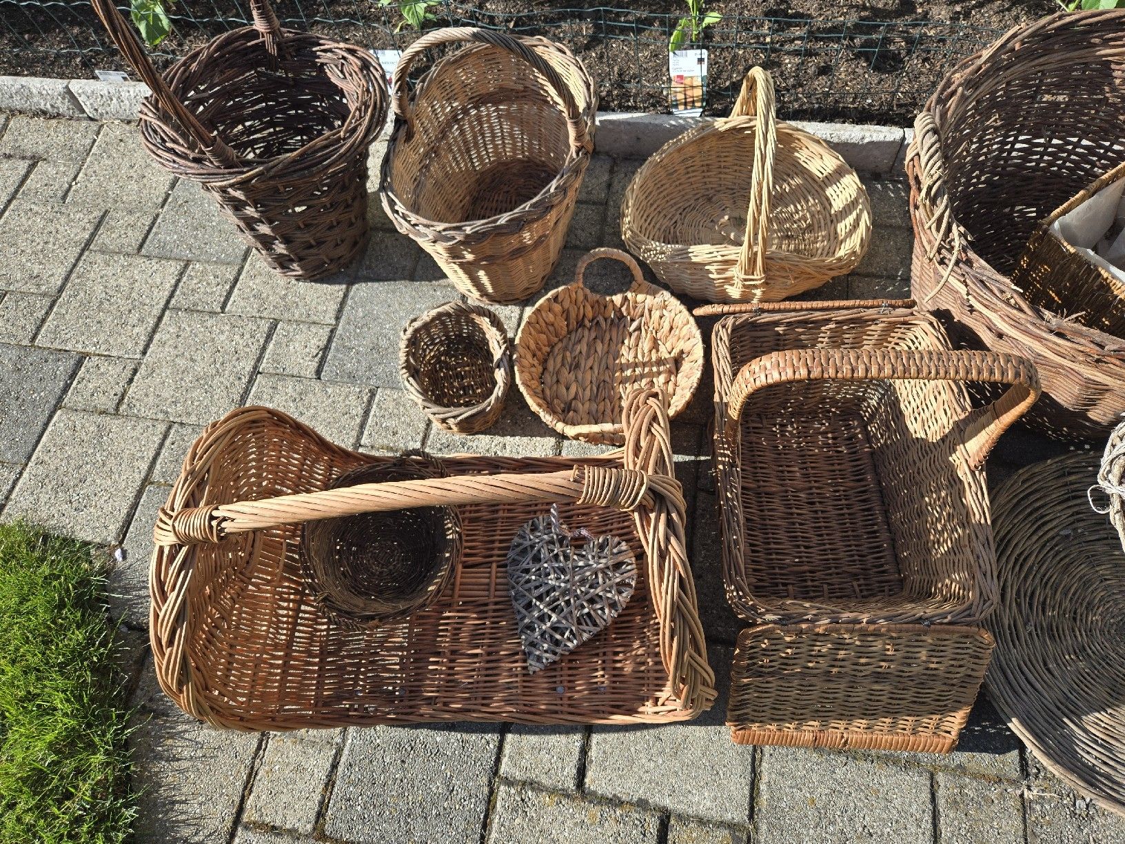 Altro per la casa: Diverse Ratan Korb-Sammlung: ca 15 Stk. – Usato da Oberglatt ZH venduto da albarpitsch 4