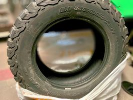 2x Pneus BF Goodrich All-Terrain T/A KO2 LT265/60 R18 119/11