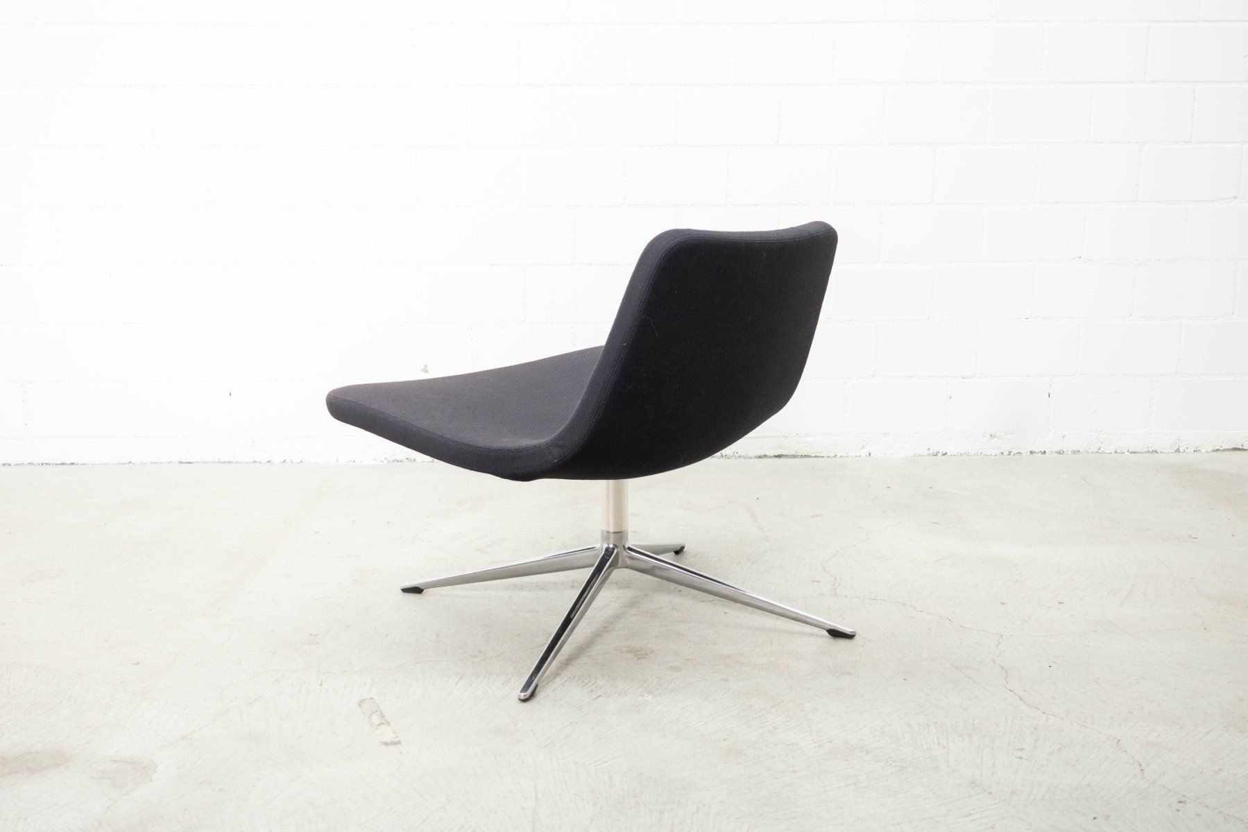 Hay Poltrone: RAY Drehsessel / Loungechair von HAY – Usato da Zürich venduto da ZuercherBrockenhaus 5