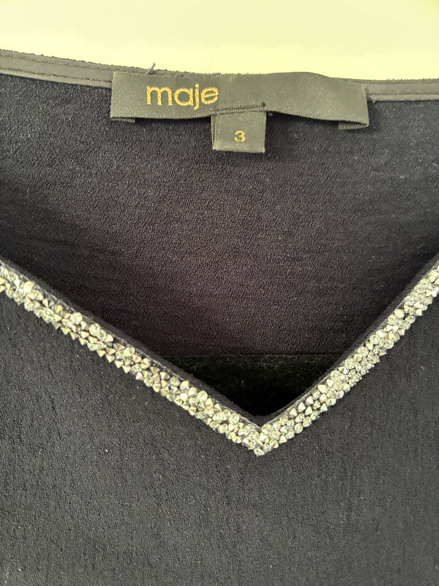 Maje Top: Top à strass bleu marine Maje – Usato da Lausanne venduto da Gabrie 1
