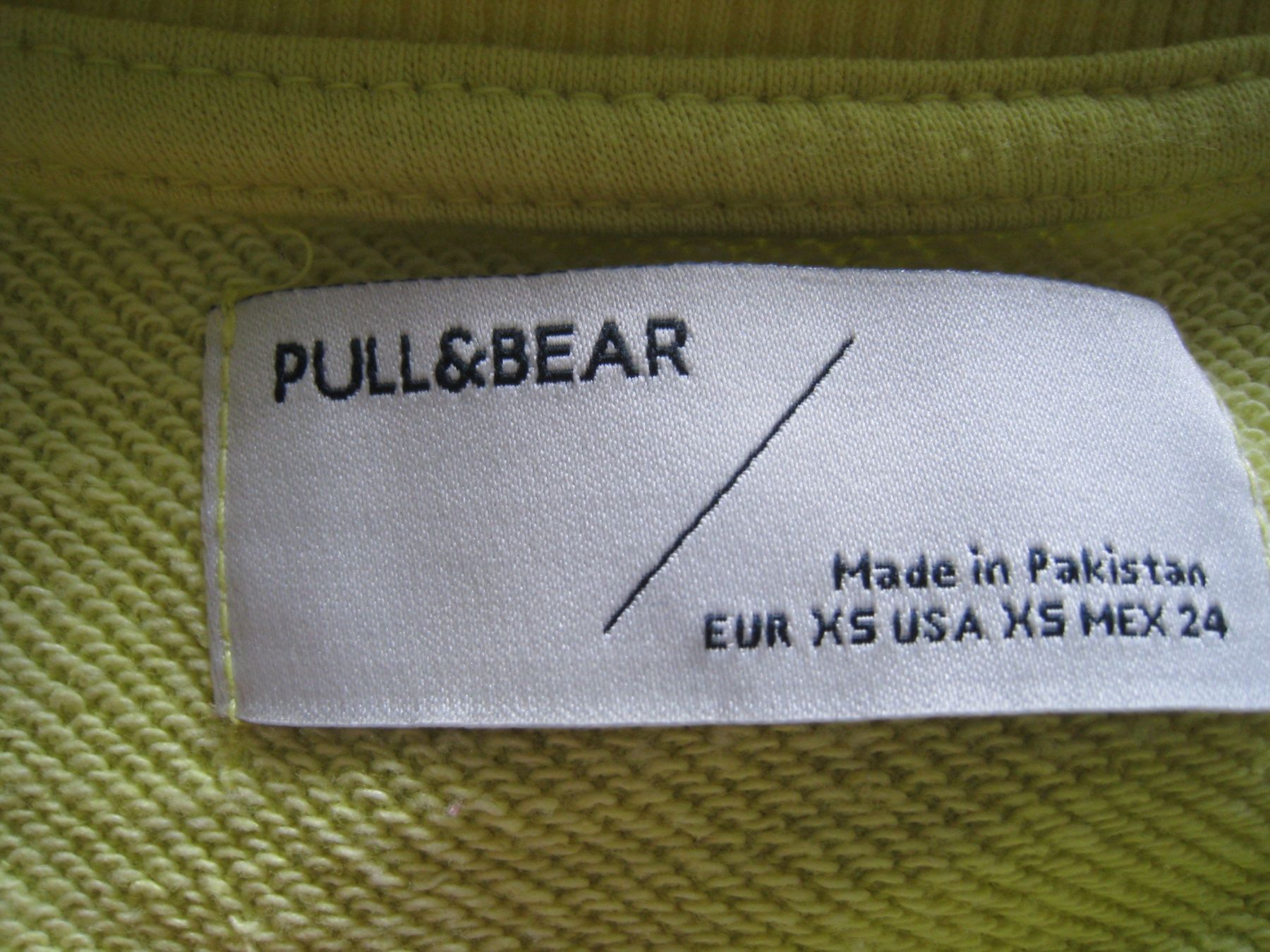 Pullover & Sweatshirts: PULL&BEAR sweathirt  XS – Gebraucht aus Sion von machiavel74 1