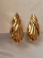 Elegante Ohrclips, goldfarben im 80er style Modeschmuck