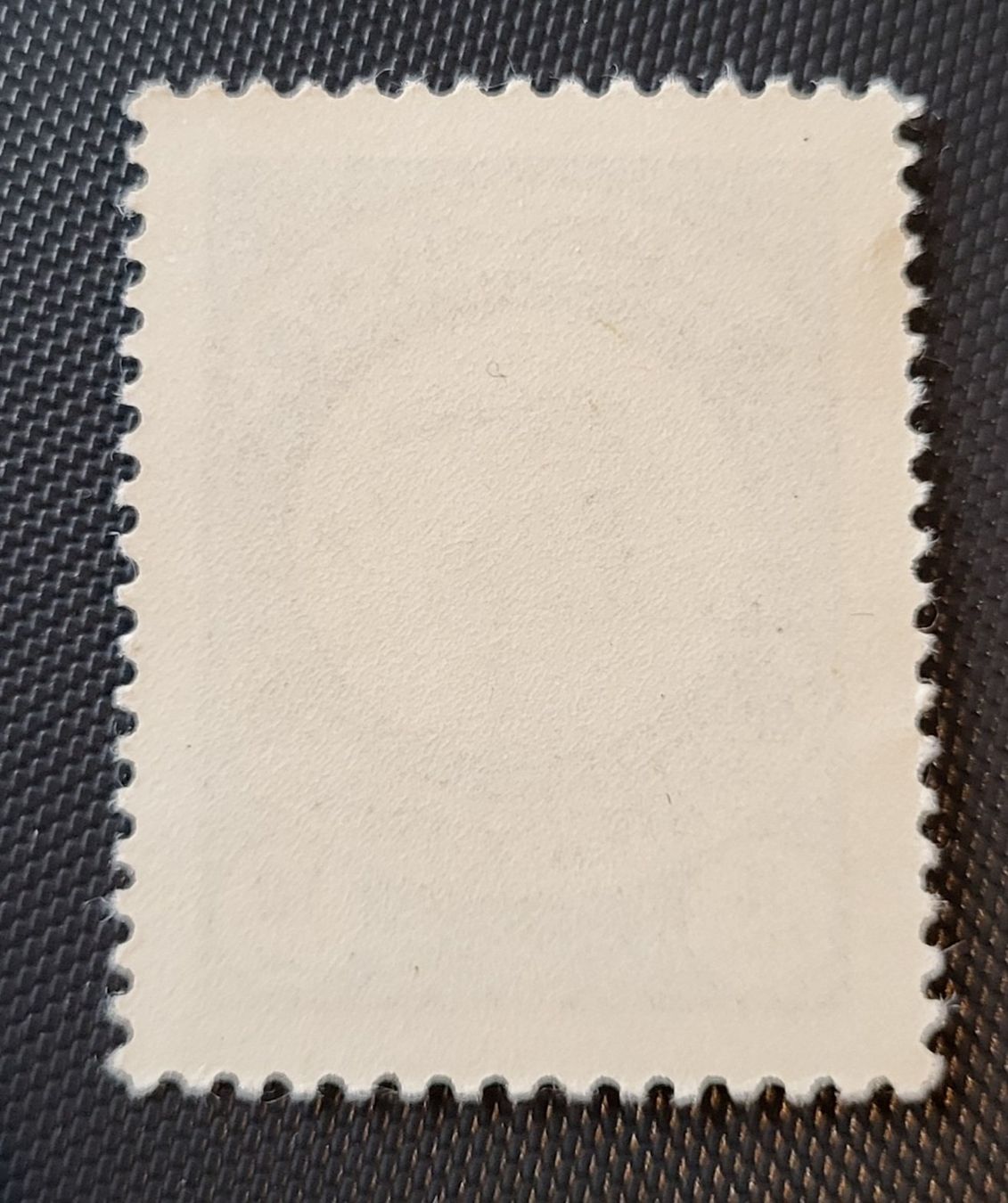 Tous les timbres: Kuwait 1977 briefmarke – D'occasion à St Gallen par Stampsalshobby 1