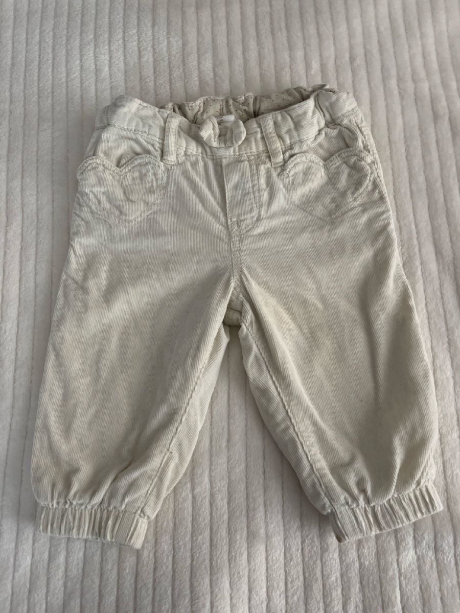 H&M Pantaloni: Baby pants – Usato da Saas-Fee venduto da Marienelly19