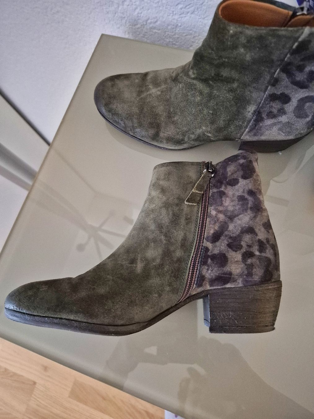 Scarpe da donna: Stiefeletten Thea Mika – Usato da Wabern venduto da Passionata6 3