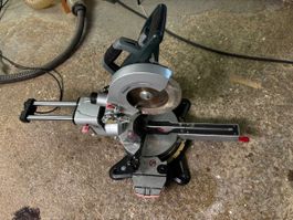 Metabo KGS 216 M Kappsäge + Gehrungssäge
