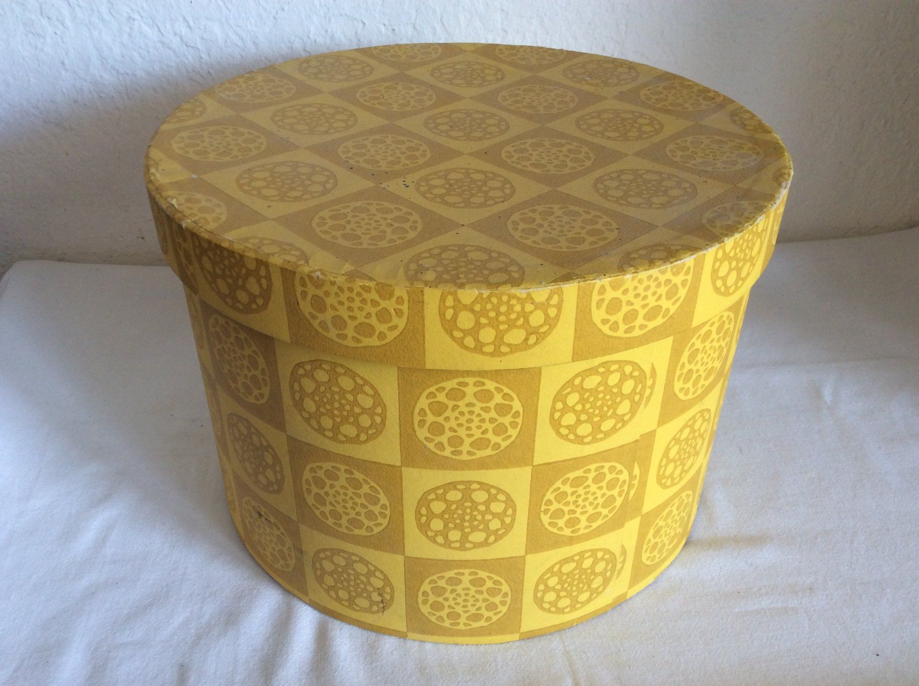 Altro in  Abbigliamento & Accessori: Boîte à rangement (chapeau) – Usato da Genève venduto da edelweiss1900 2
