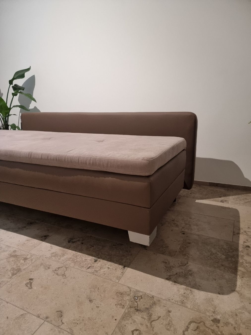 Sofas: Top Zustand: Bettsofa / Schlafsofa mit Bettkasten - Beige – Neu (gemäss Beschreibung) aus Zürich von auctionhero 4
