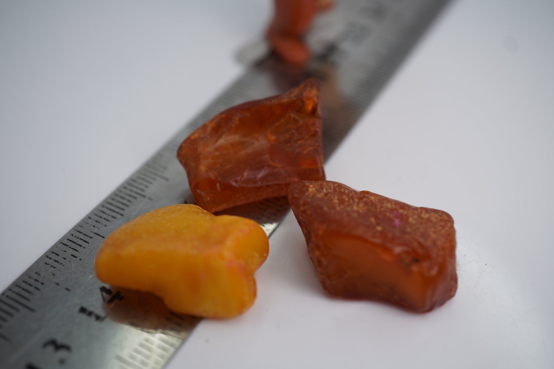 Mineralien & Heilsteine: Baltischer Bernstein 3 Stück  Set  ab 1.-  Versandbereit – Neu und originalverpackt aus Eschenbach SG von topstone 2
