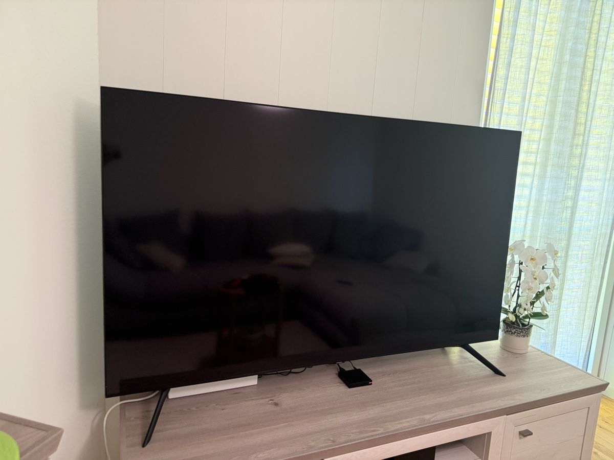 Fernseher: Samsung Crystal UHD 70 Zoll – Gebraucht aus Zürich von Simao.mf 1
