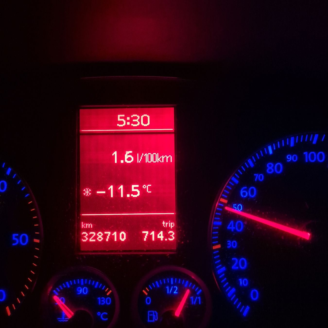VW Veicoli commerciali: VW Caddy 4Motion, 2009 ab MFK – Usato da Schangnau venduto da avs_x8cj 4