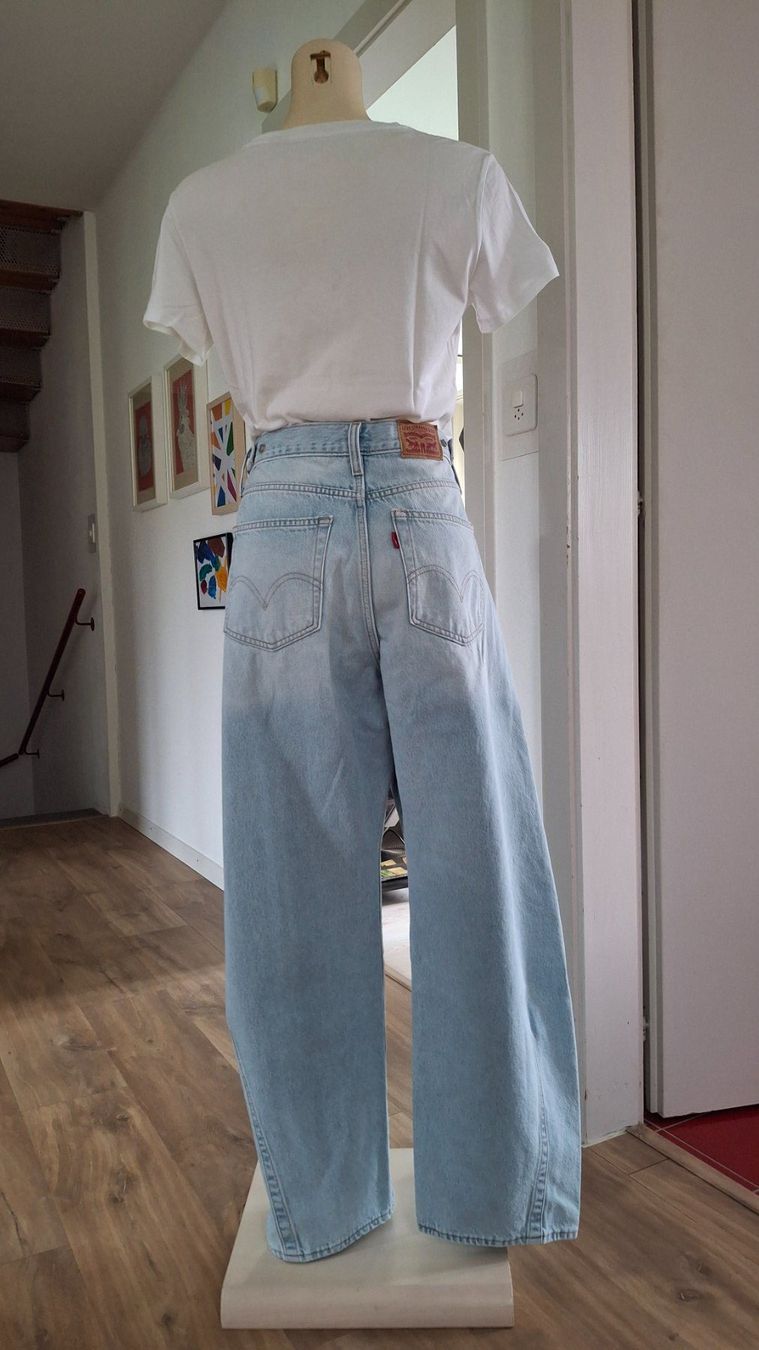 Levi's Jeans: Levi's CINCH BARREL neuf 100 % coton T.30 – Nuovo (secondo la descrizione) da Yverdon-les-Bains venduto da car_vz9j 4