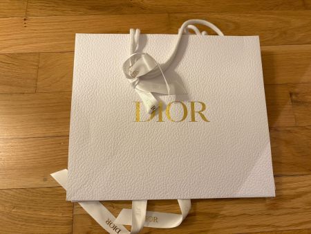 DIOR Paper bag - 27 x 23 cm