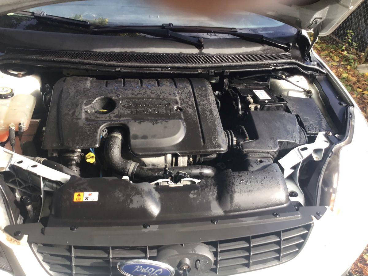 Ford Autos: Ford Focus – D'occasion à Bazenheid par jud_wk8k 3