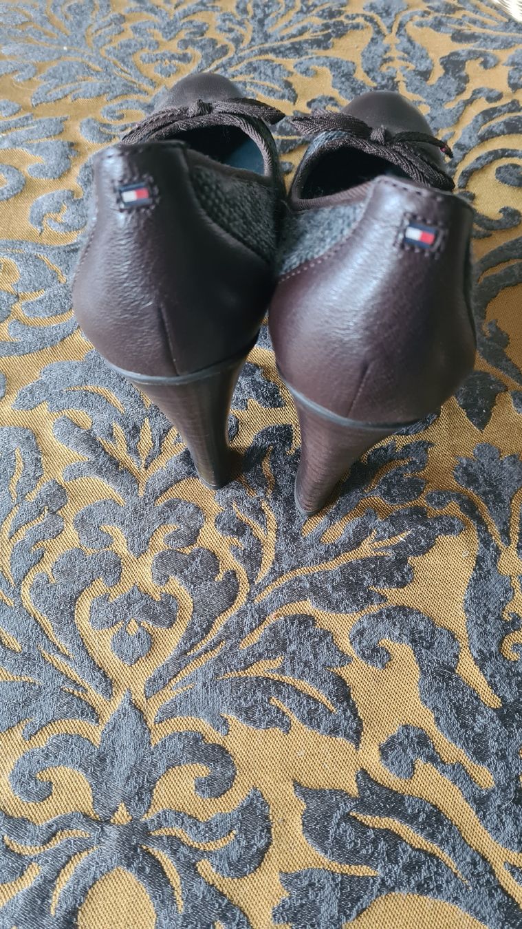 Tommy Hilfiger Damenschuhe: Tommy Hilfiger Pumps Gr. 40 Absatzschuhe – Neu (gemäss Beschreibung) aus Dussnang von Mak13 2