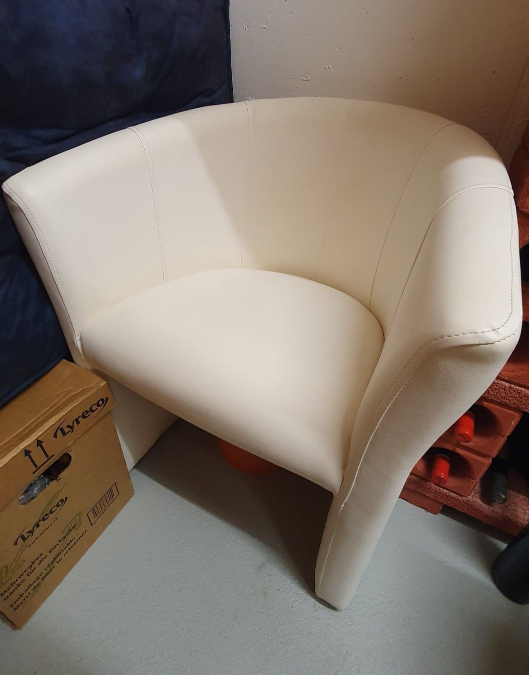 Fauteuils: Sessel weiss – D'occasion à Bülach par Baron6