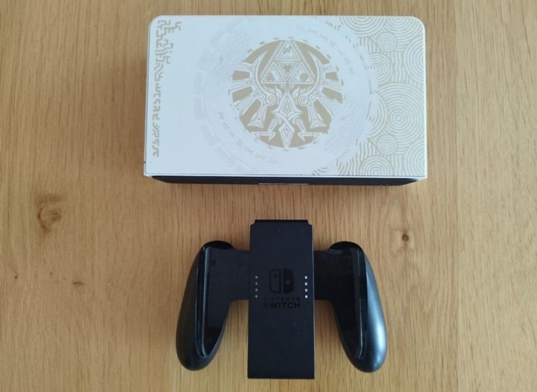 Nintendo Consoles: Nintendo Switch OLED TotK Edition & Pro Controller – Neuf (Voir description) à Walzenhausen par Mitch3r13 5