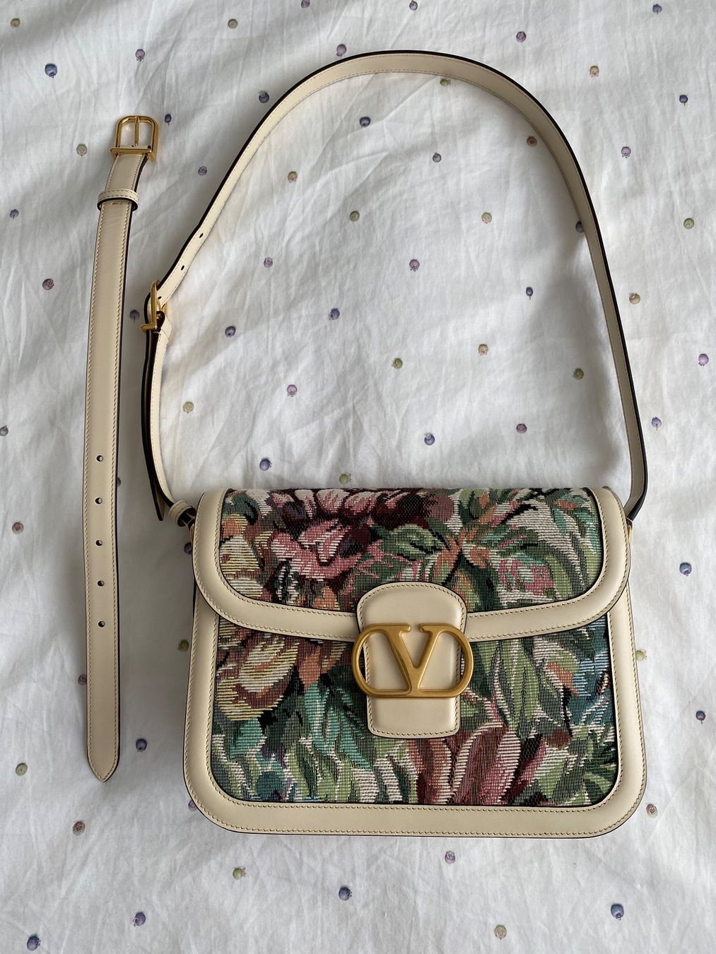 Valentino Borse da donna: Valentino Garavani Tasche – Nuovo (secondo la descrizione) da Langenthal venduto da mariquita 1