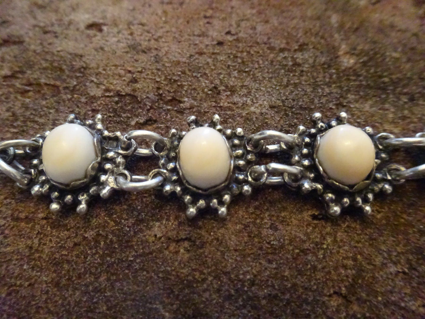 Bracciali & Braccialetti: Armband Engelhaut Koralle / 800 Silber – Usato da Esslingen venduto da FetteSchnecke 6