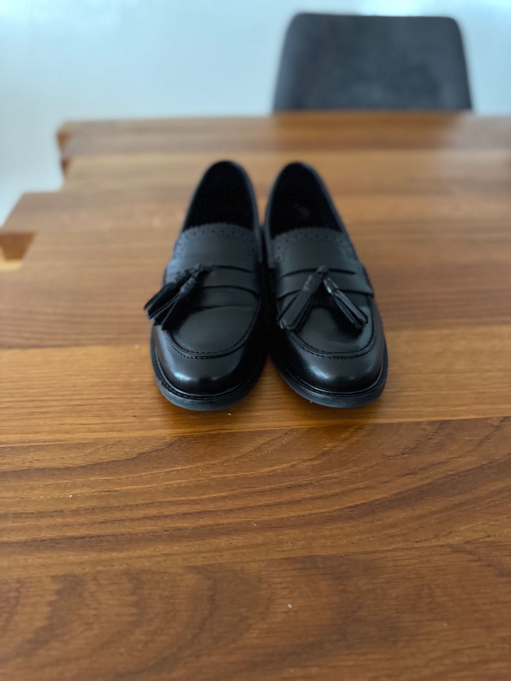 Scarpe da donna: Schicke schwarze Lederloafer, Grösse 40 – Usato da Dübendorf venduto da Malcika1 4