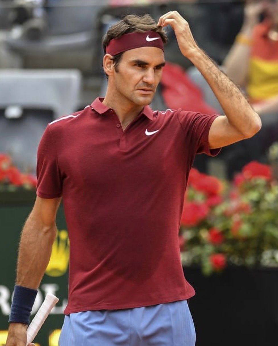 Nike Polo-Shirts: Roger Federer Nike Polo Shirt schwarz oder rot, Top Zustand! – Gebraucht aus Freienstein von Golfbueb 8