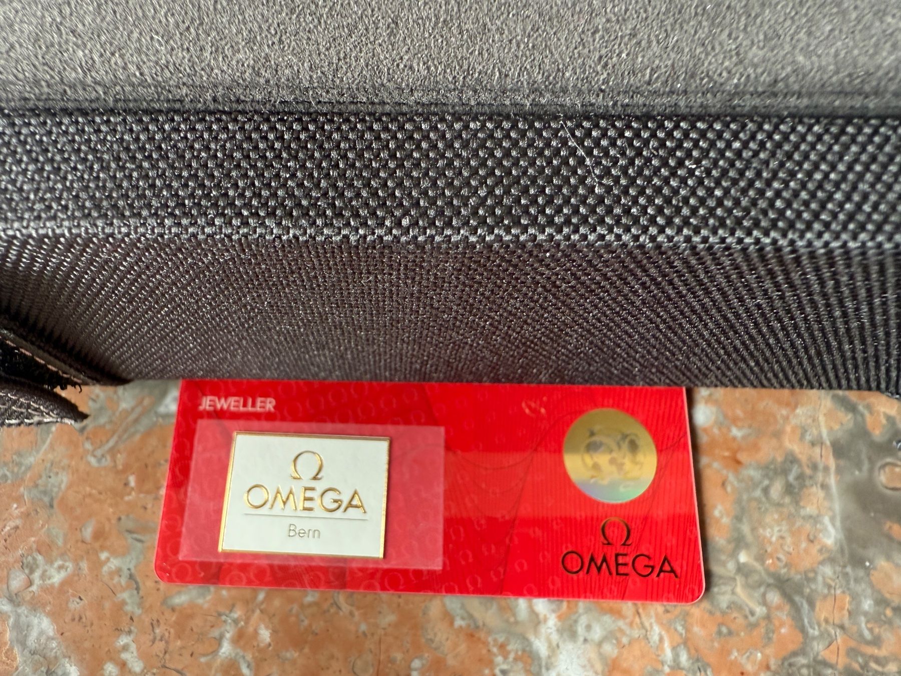 Omega Orologi: Omega Speedmaster Moonwatch 42mm weisses Zifferblatt – Nuovo e nell'imballaggio originale da Worblaufen venduto da Sissi10 7