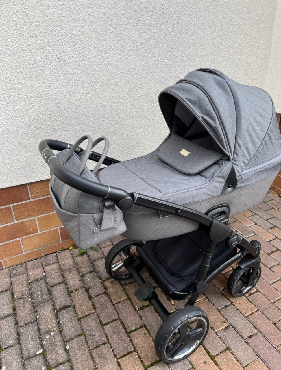 Carrozzine: Kinderwagen Jimmylee  – Usato da herisau venduto da gile66