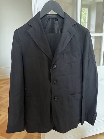 Alexander Sachs Suit, Size: 48/40, New Condition for man