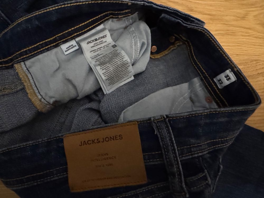 2 Paar Jack & Jones Comfort/ Mike Gr. 33/32 Jeans 4