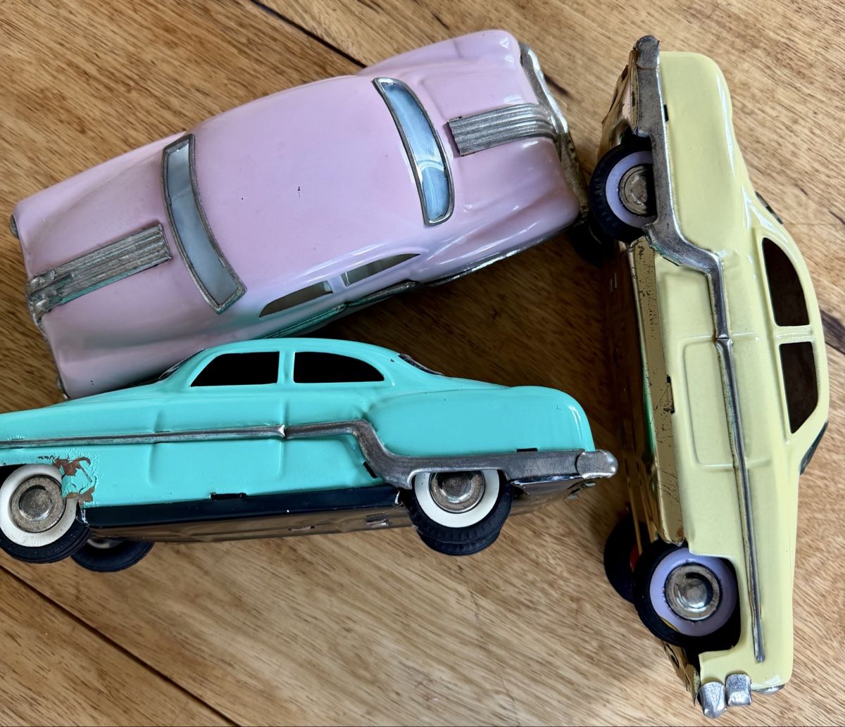 Giocattoli: 3 Blechautos Modell Oldtimer Set akzeptabler Zustand – Usato da Fribourg venduto da Fmia 7