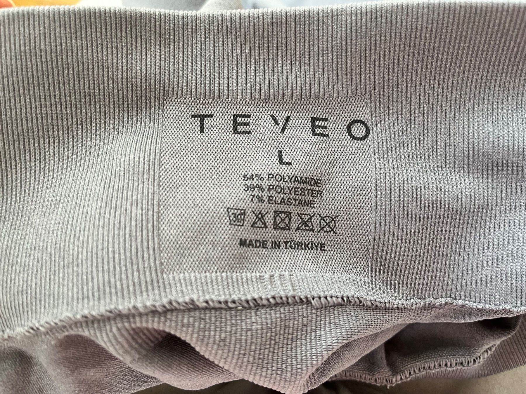 Teveo Leggings: Teveo Classy Leggings Grau Gr. L – Usato da Zug venduto da IndiQueen 6