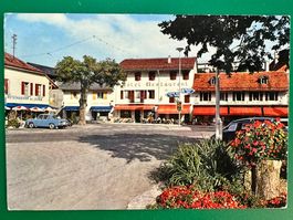St. Cergue - Der Platz - Oldtimer
