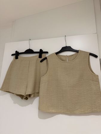 Ensemble beige top | short