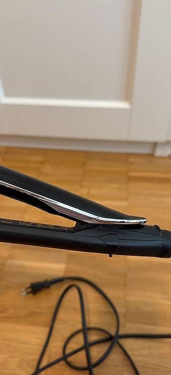 Fers à boucler & lisser: Babyliss Glätteisen – D'occasion à Zürich par san_7n2l 2