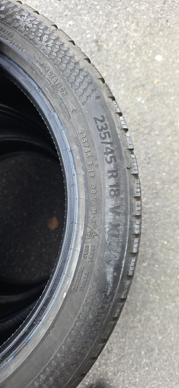 Continental Pneumatici & Ruote complete: Winterpneu 235/45/R18 M+S – Usato da herzogenbuchsee venduto da jamma01 2