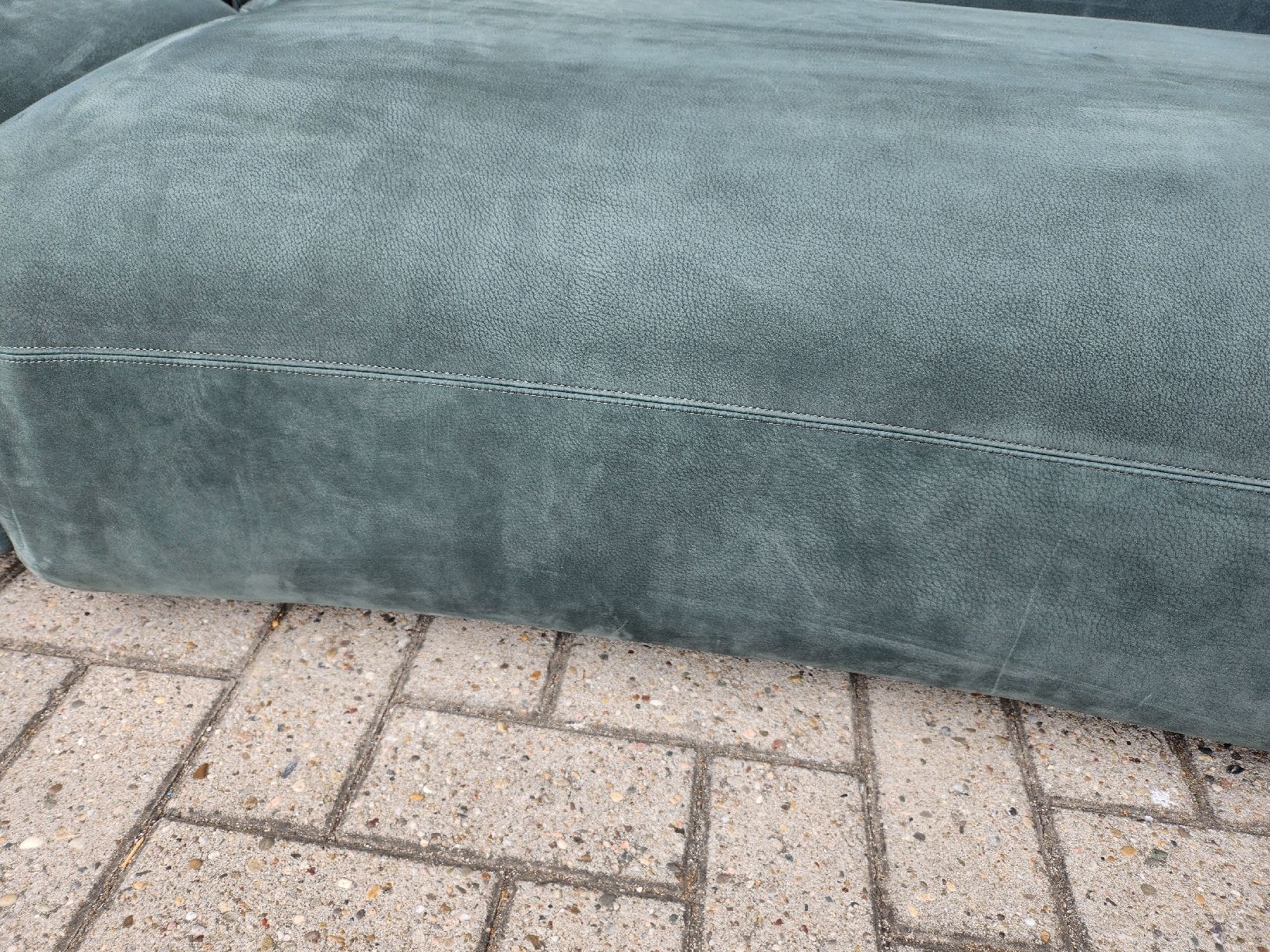 Baxter Divani: Baxter - Clara sofa by Christophe Delcourt  – Usato da Gelderland venduto da HermsenDesign 5