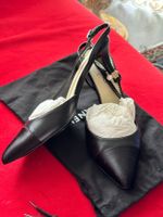 Chanel Pumps in limitierter Auflage mit Perle 39,5