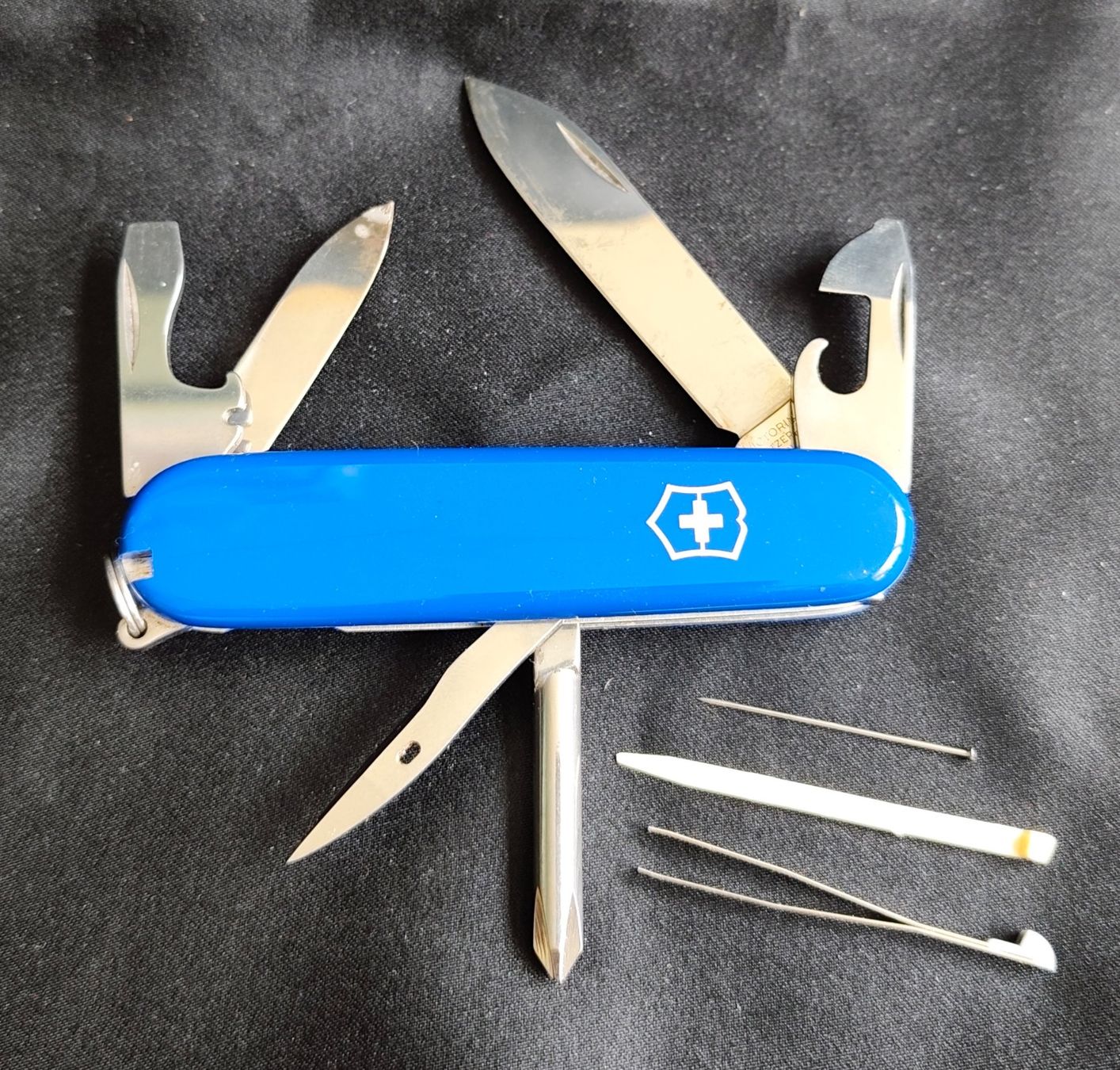 Victorinox Coltelli tascabile: Victorinox Messer Blau, Gebraucht – Usato da Thun venduto da Dl3604 2