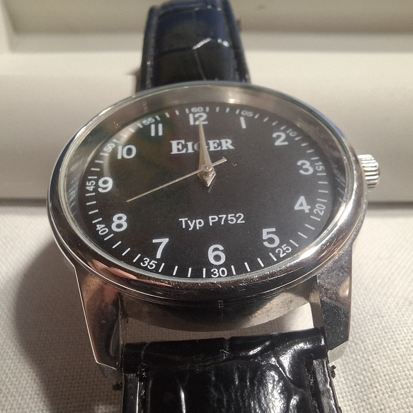 Eiger Orologi: Eiger Typ P752 Herrenuhr – Difettoso da Nürensdorf venduto da DANG3REUX 1