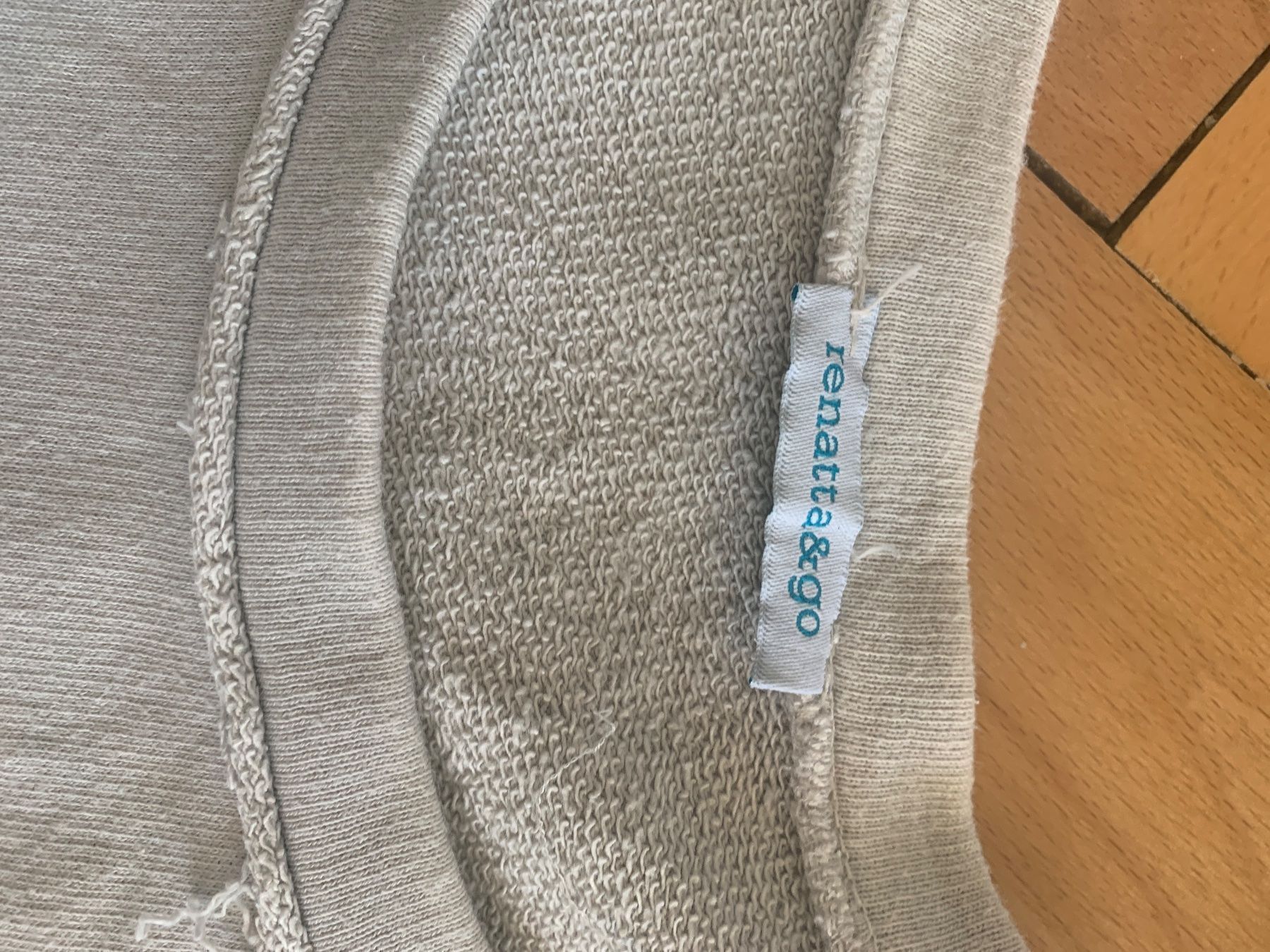 Maglioni & Felpe: Sweater Renatta & go  taille unique – Usato da Küssnacht am Rigi venduto da FFKA 1
